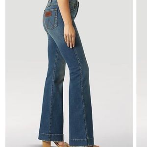 Wrangler Retro High Rise Trouser Jeans